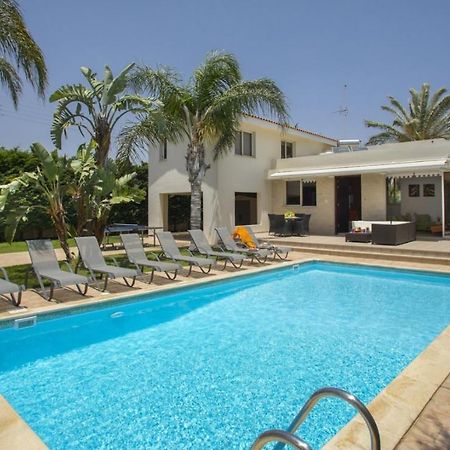 Soothing Sunset Villa With Private Pool, 200M From The Beach Perivolia Exterior photo