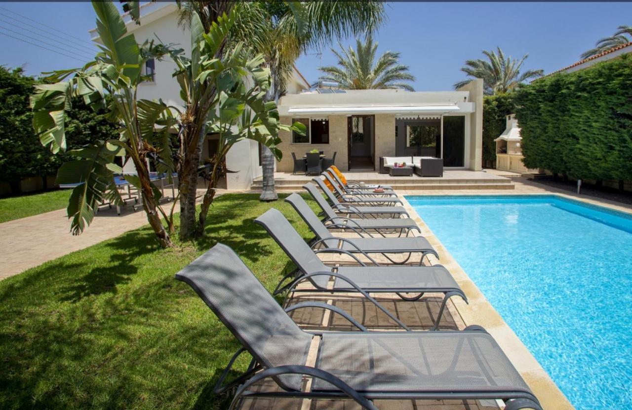 Soothing Sunset Villa With Private Pool, 200M From The Beach Perivolia Exterior photo