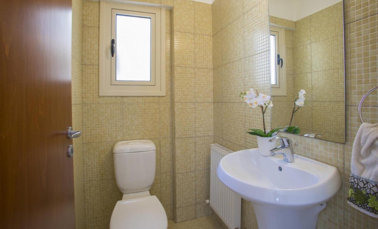 Soothing Sunset Villa With Private Pool, 200M From The Beach Perivolia Exterior photo